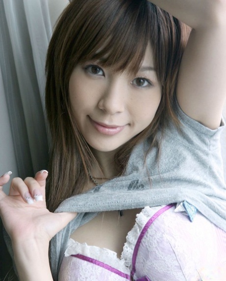 Japanese teen Hayase exposes her bra during a non-nude session