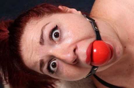 Chubby Teen Ball Gag - BBW Ball Gag Porn Pics & Naked Photos - PornPics.com