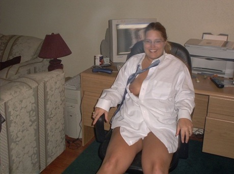 In POV, Gangbang Momma, a fat badminton, consumes a mouthful of cum while dancing.