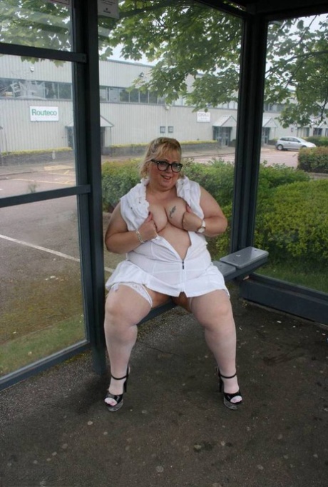Fat Blonde Woman Lexie Cummings Exposes Herself In A Public Bus Shelter