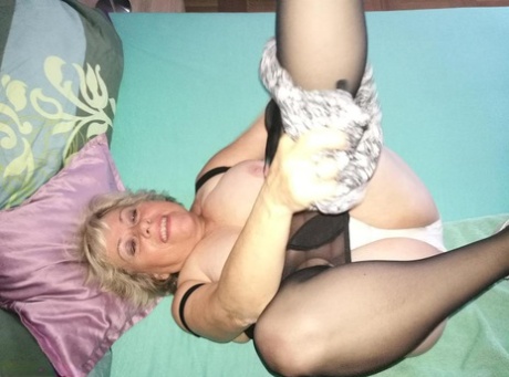 Granny First Timer Dildos Her Pussy After Removing Cotton Underwear