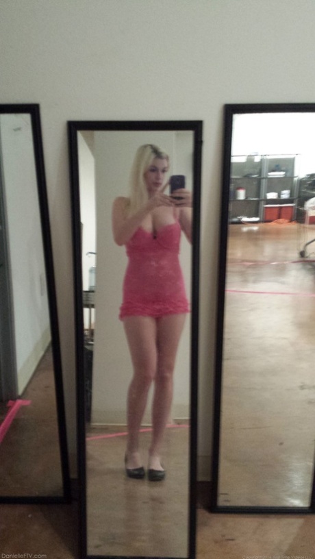Blonde Amateur Takes Naked And Semi-naked Selfies In Mirrors Around The House