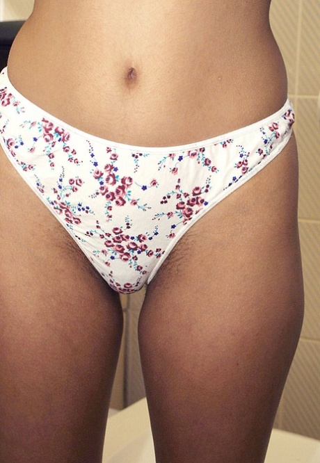Amateur Indian Panty - Indian Panties Porn Pics & Naked Photos - PornPics.com