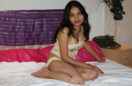 Before masturbating with a sexual toy, MILF Kavya Sharma of India is stripped down.
