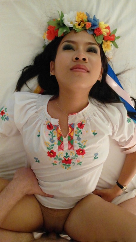 Asian Amateur Aziza Takes A Dick Up Her Asshole Wearing A Crown Of Flowers