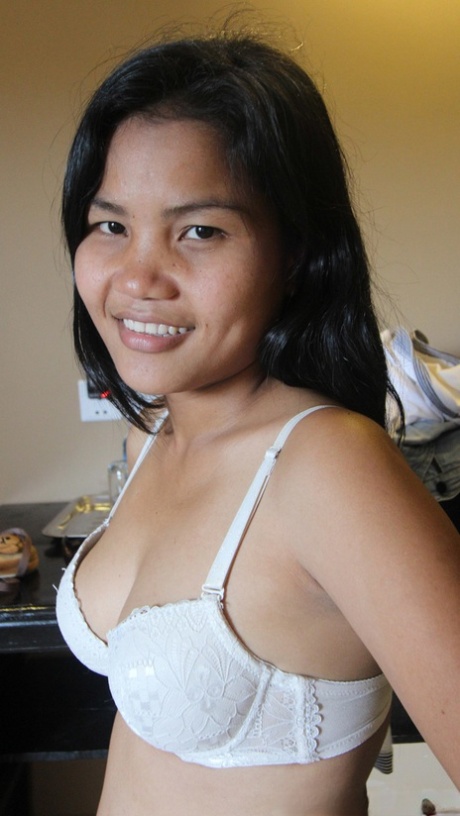 Cambodian Female Shanti Fucks A Sex Tourist During POV Action