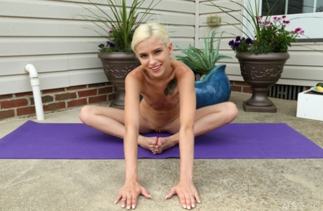 Platinum Blond Teen Kiara Cole Masturbates And Pisses After Yoga On The Patio