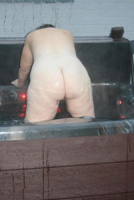 Fat Oma Changes Into Nylons And Heels After Lounging Naked In Hot Tub