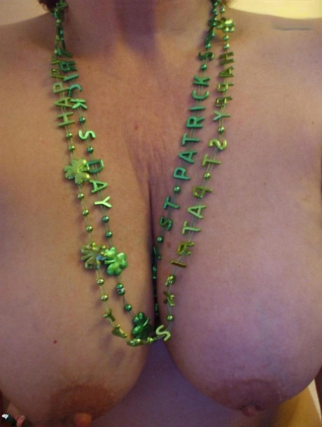 Mature amateur Busty Bliss sucks a small dick during St Paddy celebrations