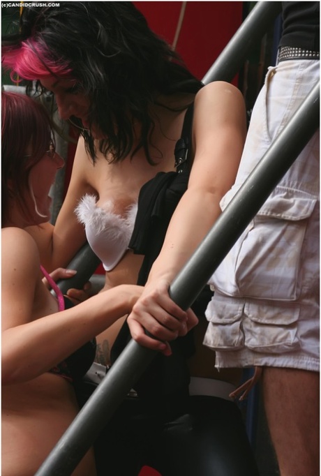 Hidden voyeur spies on teen girls in their brassieres at a beach party - PornHugo.net