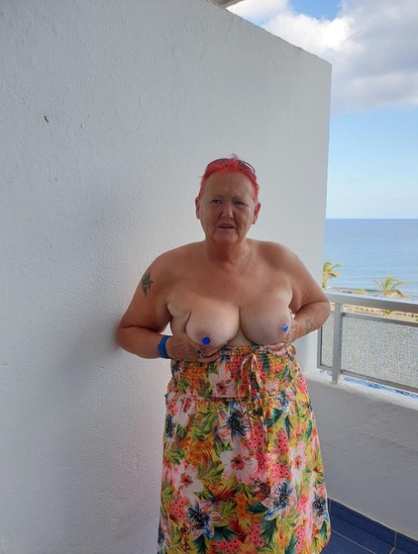 Old SSBBW Val Gasmic Dyes Her Hair Red Before Exposing Herself On The Beach