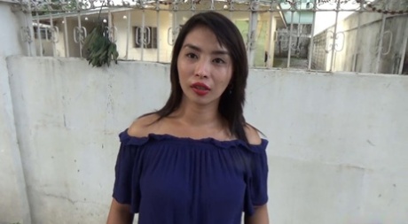 Filipina Swallows Load Of Foreign Cum After Spontaneous Sex Hookup With