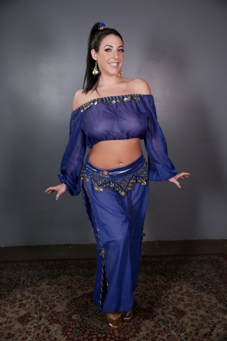 Sexy MILF releases her huge boobs and phat ass from a genie outfit