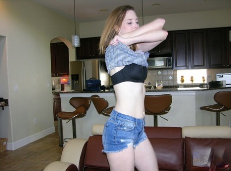 Thin Amateur Isabella Doffs Cut Off Shorts And Boots For Her First Nude Poses