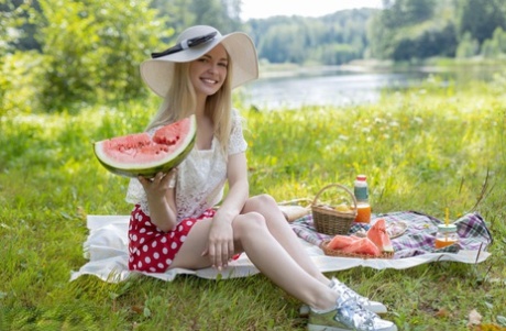 Sweet Blonde Teen Sophie Makes Her Nude Modeling Debut While Having A Picnic