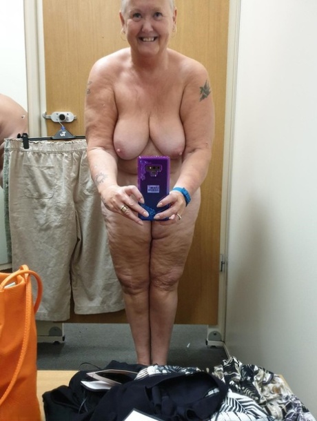 Old Nudist Tits - Old Granny Tits Porn Pics - PornPics.com