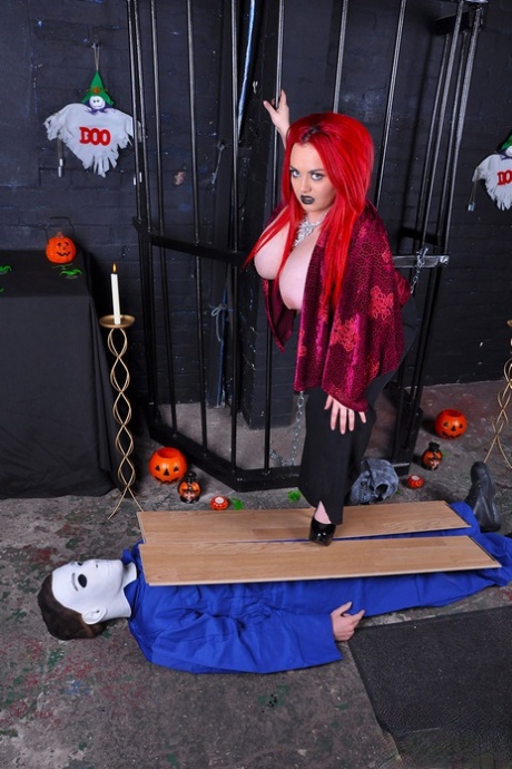 Michael Myers was attacked by mistress Jemstone during the Halloween festivities.