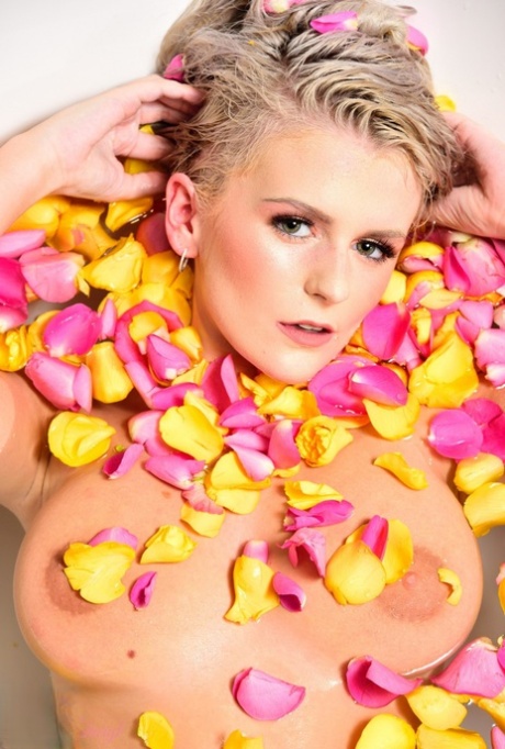 A complete set of the famous petal love shot from my 2018 calendar shoot, available for viewing.