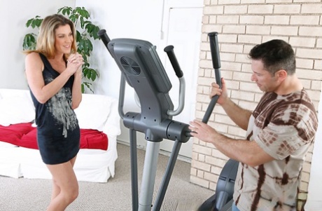 Sexy Cougar Kayla Paige Gets Banged By A Fitness Equipment Salesman