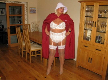 The kitchen table is where BBW Chrissy Uk, a mature blonde, can release her private parts.