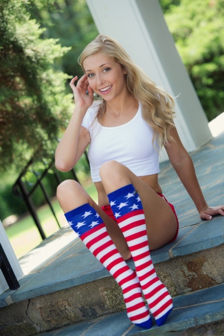 Beautiful Blonde Teen Erin Lynn Gets Totally Naked On The Steps Outside A Home