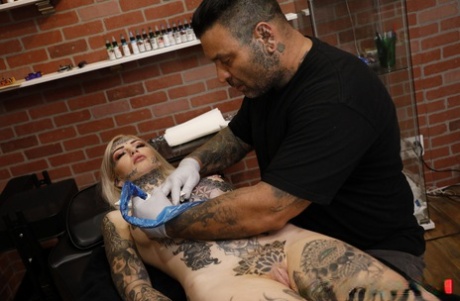 Blonde Girl Amber Luke Toys Her Twat After Getting A New Tattoo In A Studio