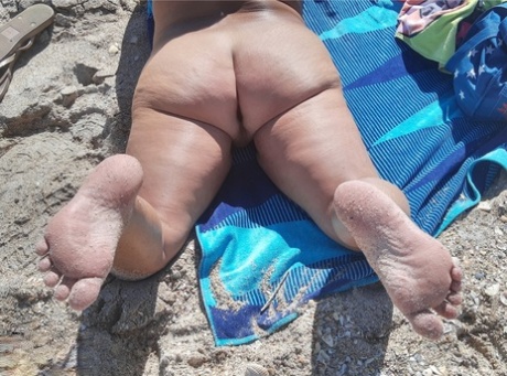 Fat Mature Nude Vacation - BBW Beach Porn Pics & Naked Photos - PornPics.com
