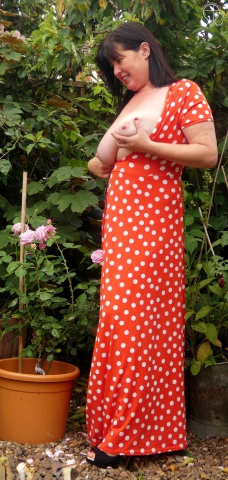 Juicey Janey, a non-professional gardener from the UK, exposes herself while tending to her plants.