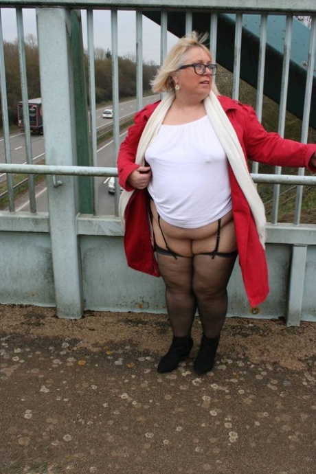 The naked Lexie Cummings, an overweight British woman, exposes herself in public places.