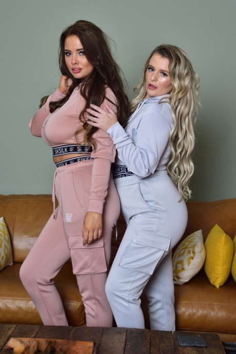 UK Amateurs Lycia Sharyl And Kym Graham Unveil Their Big Boobs And Big Butts