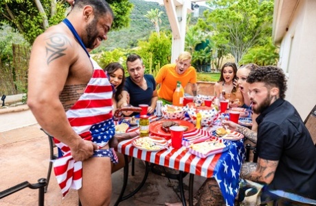 It's The 4th Of July And Draven Navarro And His Wife Rose Lynn Are Having A