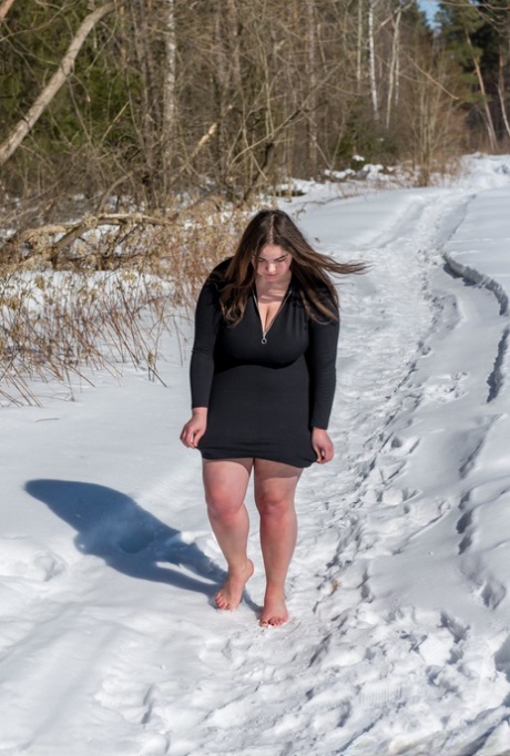 BBW Solo Girl Is Ball Gagged And Bound On Snow-covered Ground In The Nude
