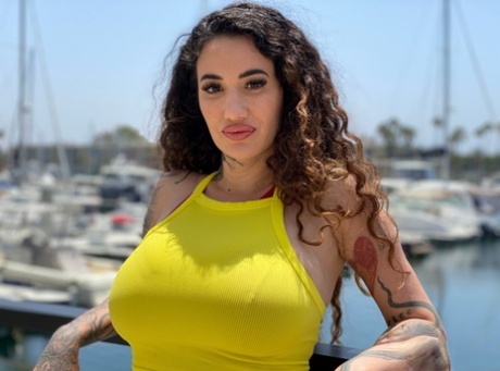 Arabelle Raphael Poses At A Marina Before Sporting An Anal Creampie After Sex