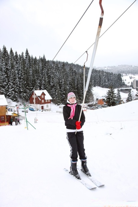 Four Teen Girls Try Lesbian Sex For The First Time After Hitting The Slopes