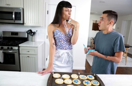 Tall MILF Charlie Valentine Seduces And Bangs A Young Boy While Baking Cookies