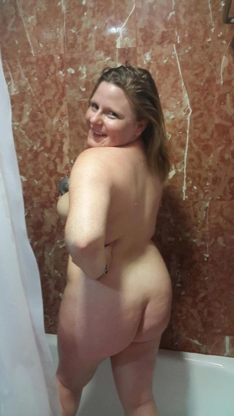 Amateur BBW Takes A Shower After Flashing Her Shaved Pussy In Public