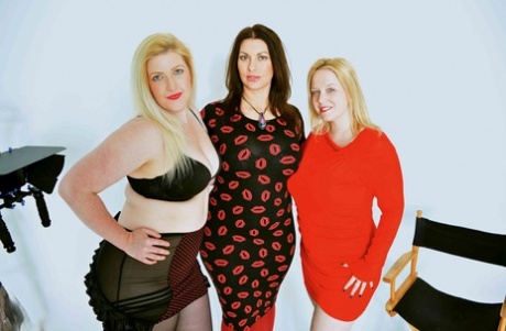 Overweight British Women Get Each Other Naked During A Lesbian Threesome