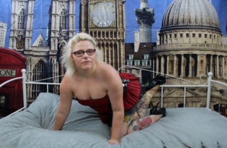 High Heels, Glasses and Big Giants with Big Ass Ink Grannies are part of the MILFUnited Kingdom.