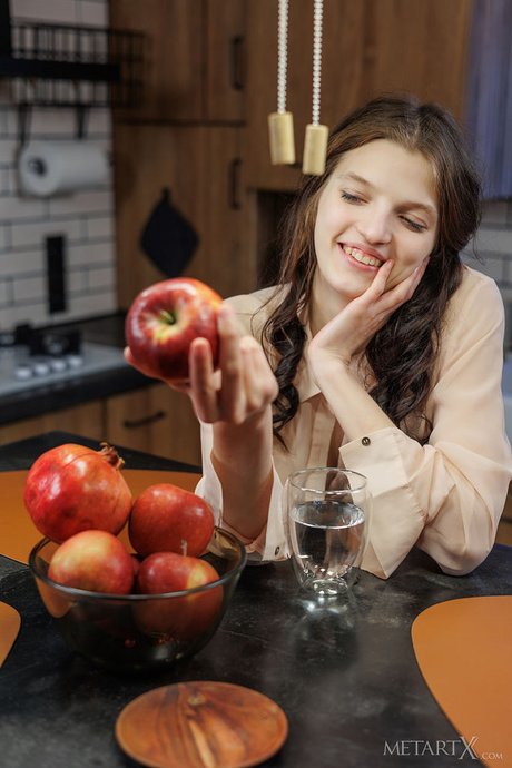 Young Beauty Roni Gets Completely Naked While In Her Kitchen