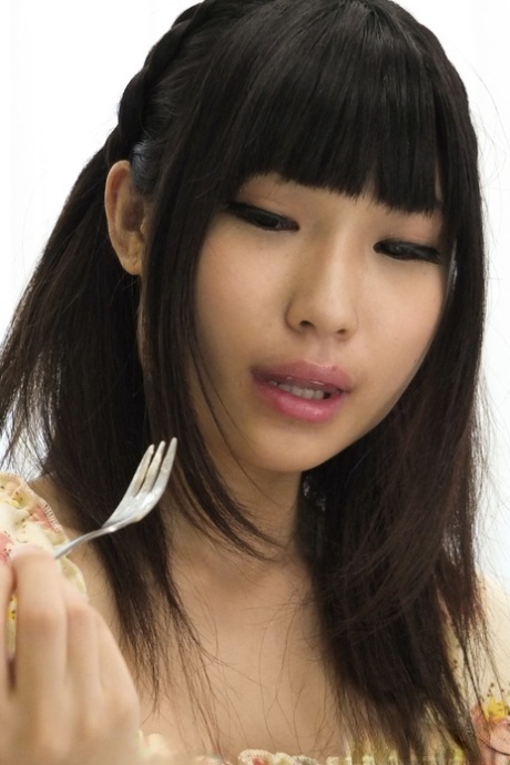 Japanese Girls Runa Kobayashi & Akubi Yumemi Are Fingered Over Dinner