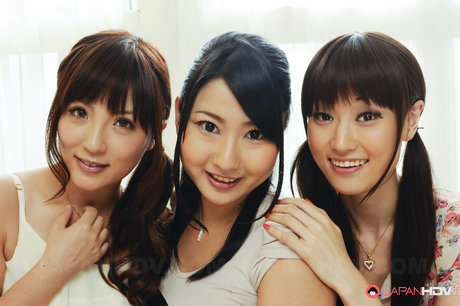Three Japanese Lesbians Get Totally Naked At The Same Time