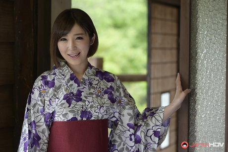 Japanese Beauty Runa Hagawa Frees Her Firm Tits From A Kimono