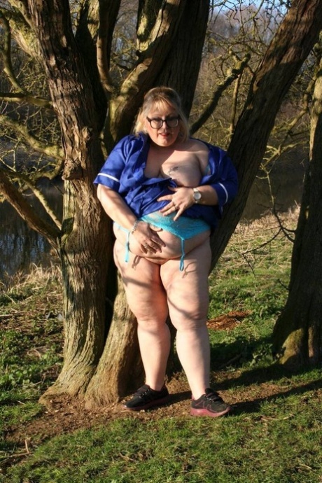 Older British Fatty Lexie Cummings Exposes Herself In Public Locations