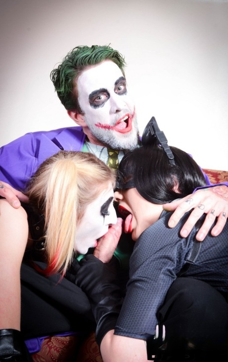 Bi Girls Tina Kay & Jessica Jensen Takes Part In A Cosplay Themed Threesome
