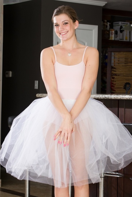 Teen amateur Aubrey Snow fingers her pink pussy after doffing ballerina attire