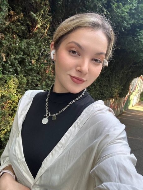 Sexy OnlyFans girl All About Diana posing in her sexy public compilation 29770949