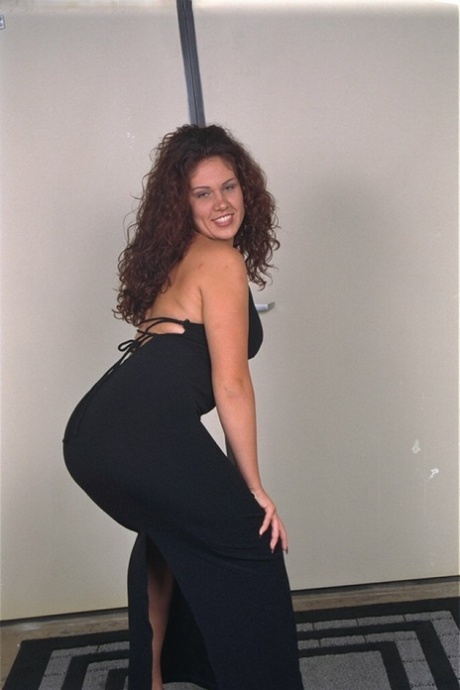 Autumn is a cute big tit brunette who loves to show off her legs and pussy lips.