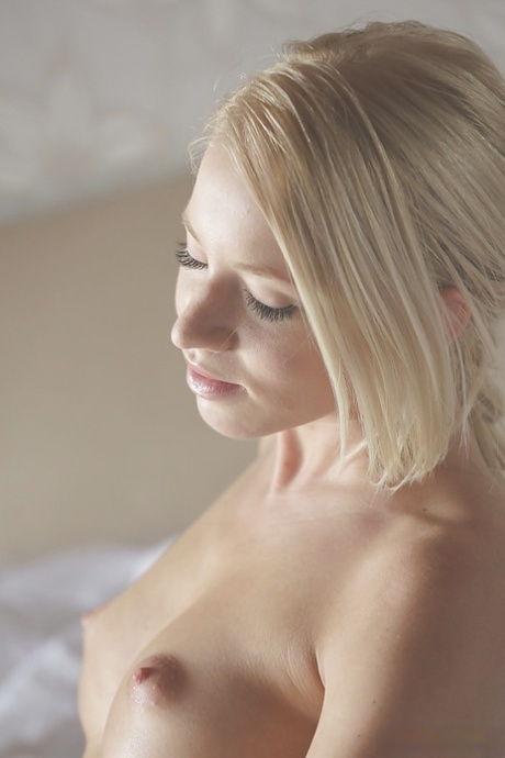 Masturbating Session Features Blonde Pornstar Kiara Lord In Lingerie
