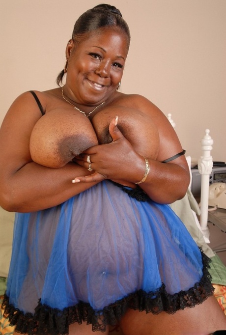 Fatty Ebony Subrina Shows Off Her Amazing Big Black Boobies!