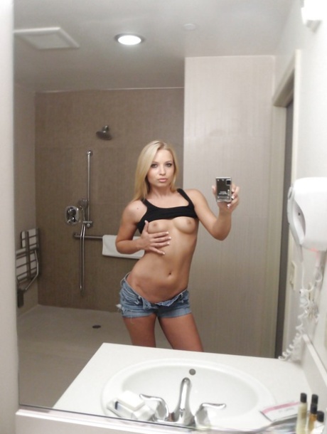 Bath time self shots compliments of skinny teen hottie Alyssa